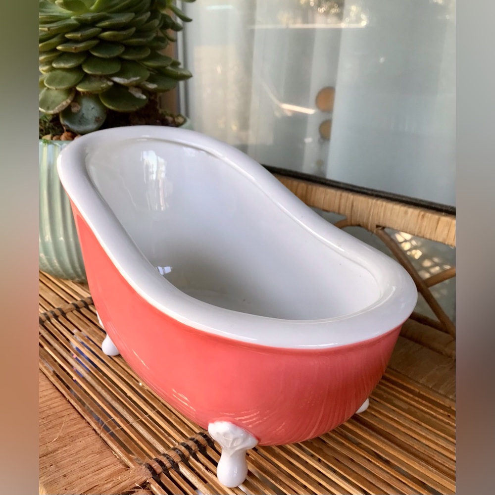 BATH & BODY WORKS Coral Pink Large Ceramic Pedestal Bathtub Planter Storage - Picture 2 of 9